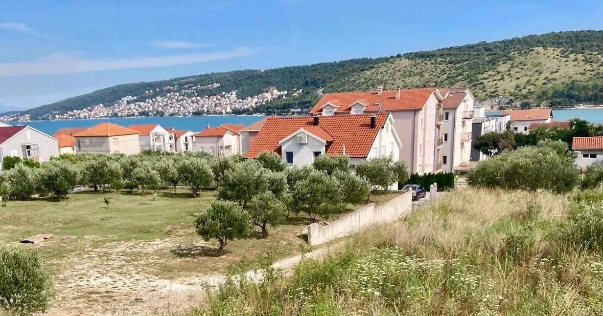 Apartments Julia Trogir